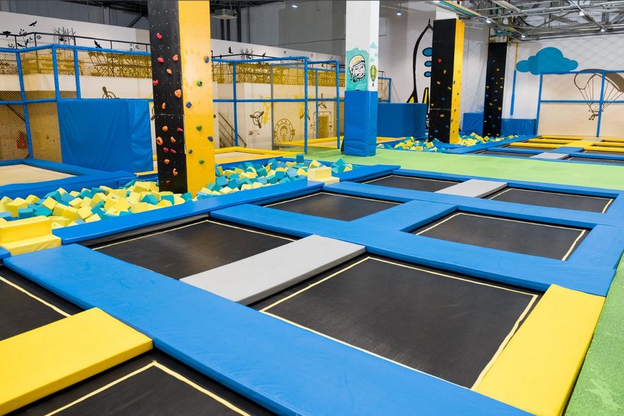 Top Reasons Why an Indoor Trampoline Park is the Perfect Venue for Your Child’s Birthday Party